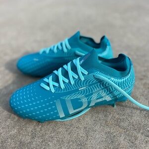 IDA Helia women’s fit cleats - size 7.5